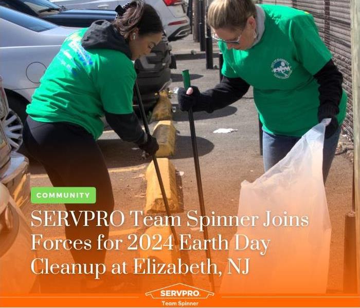 SERVPRO Team Spinner volunteers picking up trash in a parking lot